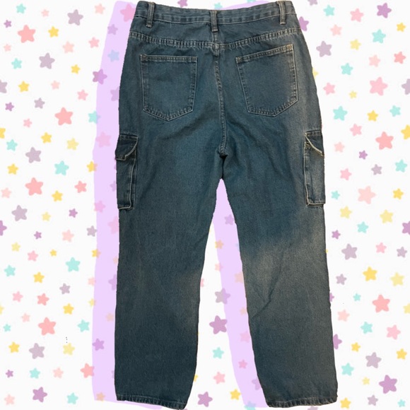 ROMWE Cargo Jeans - Picture 2 of 3